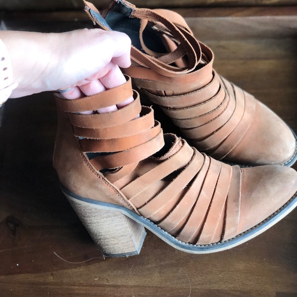 Free People size 38 - Picture 3 of 4